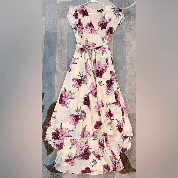 Lulus Flutter Sleeve French Countryside High Low Faux Wrap Dress in Blush Floral - Picture 3 of 10